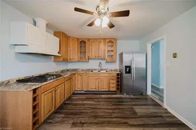 2102 Bothwell Street, Greensboro, NC 27401 - Photo 23