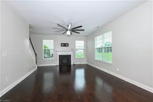 4015 Bow Ct, Burlington, NC 27215 - Photo 5
