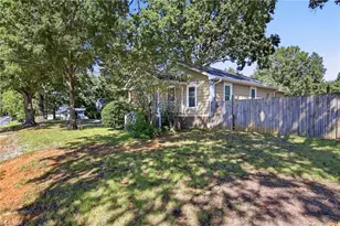 3922 N Church St, Greensboro, NC 27455 - Photo 25