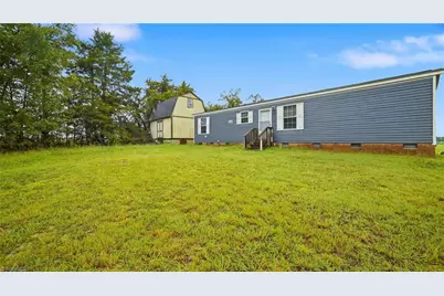 692 Topnot Road, Yanceyville, NC 27379 - Photo 5