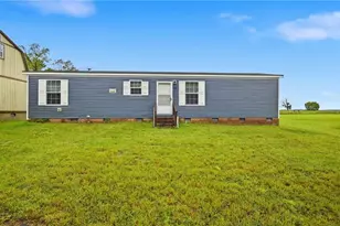 692 Topnot Rd, Yanceyville, NC 27379 - Photo 3