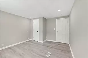 4401 Green Cove Ct, Winston-Salem, NC 27107 - Photo 11