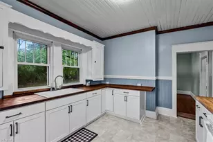5225 Salem Rd, Walkertown, NC 27501 - Photo 11
