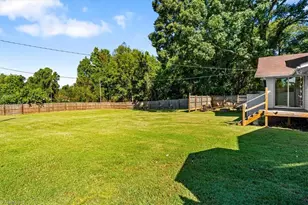 5225 Salem Rd, Walkertown, NC 27501 - Photo 23