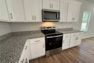 4033 Shamel St, Winston-Salem, NC 27105 - Photo 5