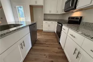 4033 Shamel St, Winston-Salem, NC 27105 - Photo 7