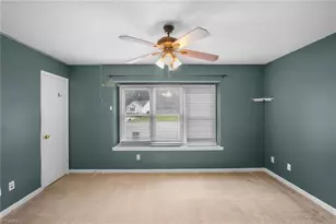 609 Forest Brook Dr, Greensboro, NC 27406 - Photo 11