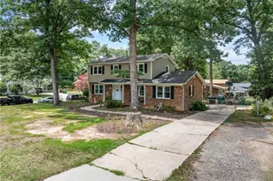 1001 Oakview Rd, High Point, NC 27265 - Photo 3