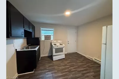 315 Florida Street #D, Greensboro, NC 27406 - Photo 7