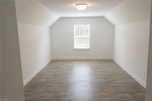 5158 Paramount Rd, Pfafftown, NC 27040 - Photo 13