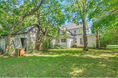 227 Asheboro Street, Liberty, NC 27298 - Photo 21