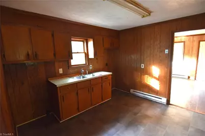 730 Alexander Street, Winston-Salem, NC 27127 - Photo 9