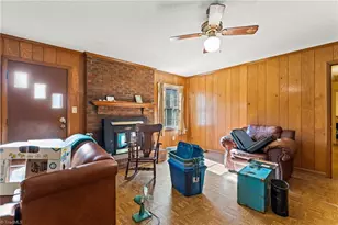 4611 Beth Rd, Greensboro, NC 27406 - Photo 5
