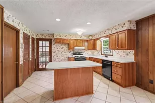 7235 Ledbetter Rd, Climax, NC 27233 - Photo 11