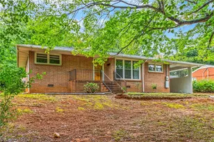641 Valley Dr, Eden, NC 27288 - Photo 1