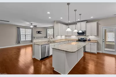 3694 Vestavia Drive, Kernersville, NC 27284 - Photo 9