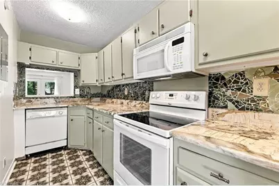 301 Village Lane #F, Greensboro, NC 27409 - Photo 5