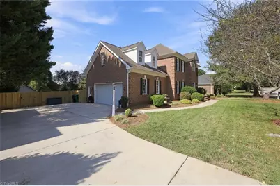 4325 Oakton Drive, High Point, NC 27265 - Photo 3