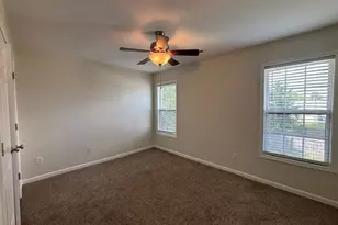 4427 Parkcrest Cir, Kernersville, NC 27284 - Photo 13