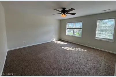 4427 Parkcrest Circle, Kernersville, NC 27284 - Photo 19