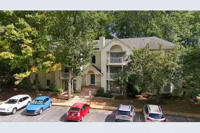 5928 W Friendly Avenue #M, Greensboro, NC 27410 - Photo 7