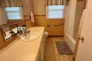 305 Wrenn Ave, Mount Airy, NC 27030 - Photo 9