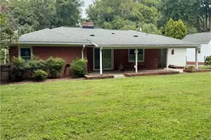 305 Wrenn Ave, Mount Airy, NC 27030 - Photo 15