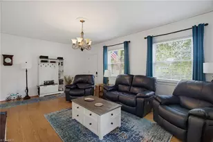 925 Seymour Ct, Eden, NC 27288 - Photo 7