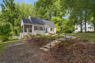 925 Seymour Ct, Eden, NC 27288 - Photo 3