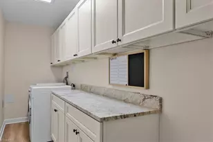 1055 Foothills Dr, Kernersville, NC 27284 - Photo 41