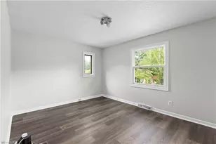 3630 Kinghill Dr, Winston-Salem, NC 27105 - Photo 19