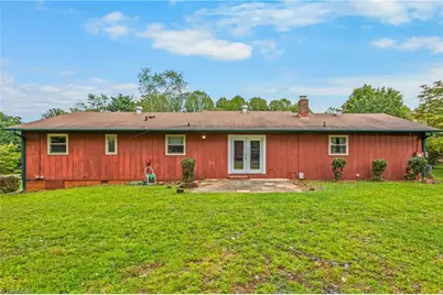 3630 Kinghill Drive, Winston-Salem, NC 27105 - Photo 23