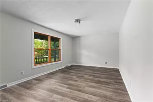 3630 Kinghill Dr, Winston-Salem, NC 27105 - Photo 5