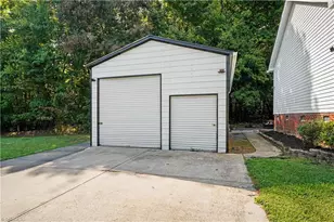 1706 Whites Mill Rd, High Point, NC 27265 - Photo 33