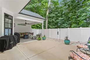 660 Corregidor St, Mebane, NC 27302 - Photo 27