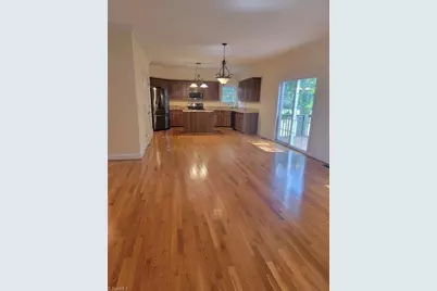 424 Southern Woods Drive, Winston-Salem, NC 27107 - Photo 9