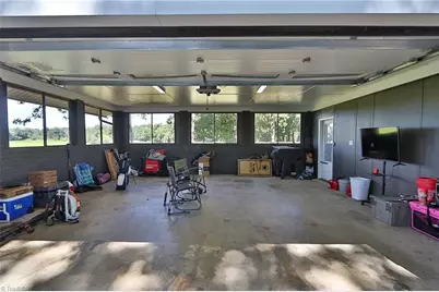 2659 US Highway 21, Hamptonville, NC 27020 - Photo 33