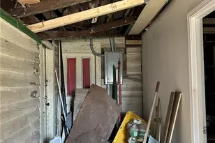 329 Bonner St, Washington, NC 27889 - Photo 7