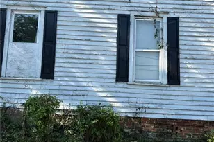 329 Bonner St, Washington, NC 27889 - Photo 5