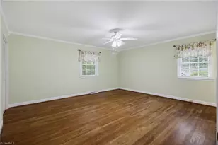 1711 Duval Dr, Greensboro, NC 27410 - Photo 17