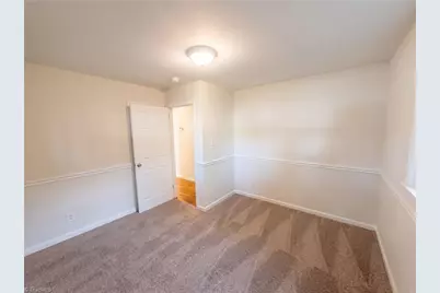 509 Greenbriar Road, Greensboro, NC 27405 - Photo 15