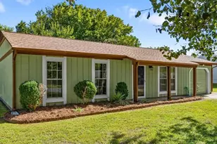 2703 Lamroc Rd, Greensboro, NC 27407 - Photo 3