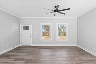 2328 Summerlin St, Winston-Salem, NC 27103 - Photo 11