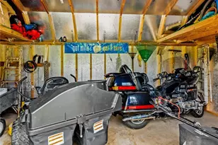 911 Banner St, Mount Airy, NC 27030 - Photo 25