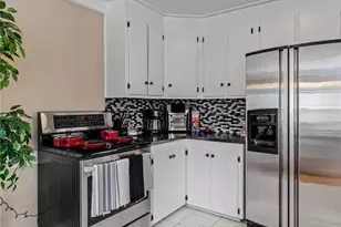 911 Banner St, Mount Airy, NC 27030 - Photo 11