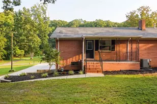 18 Colonial Dr, Lexington, NC 27292 - Photo 5