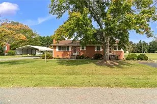 553 E Ridge Ave, Liberty, NC 27298 - Photo 3