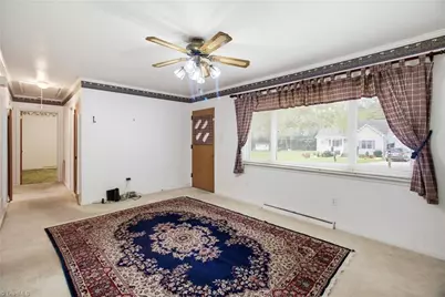 553 E Ridge Avenue, Liberty, NC 27298 - Photo 11