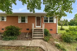 553 E Ridge Ave, Liberty, NC 27298 - Photo 25