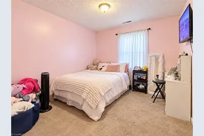 1704 Bellwick Drive, Greensboro, NC 27406 - Photo 11
